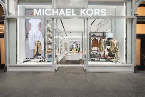 buy michael kors uk|michael kors outlet.